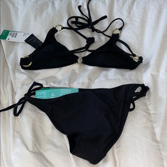 Bikini Set - Picture 2 of 2